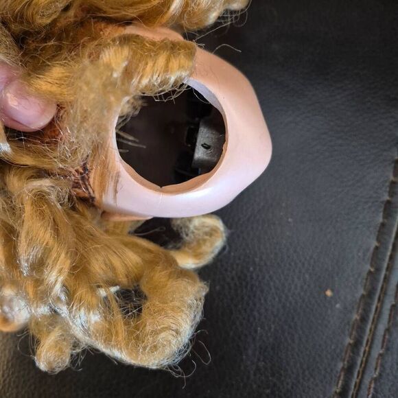 Doll Parts, Vintage 2 legs, 1 body, 1 head & 2 arms - Picture 12 of 16